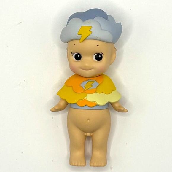Sonny Angel Authentic Thunder, Limited Edition Sky Series Mini Figurine - NEW - Picture 1 of 5